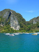 อ่าวต้นไทร เกาะพีพีดอน หมู่เกาะพีพี จ.กระบี่